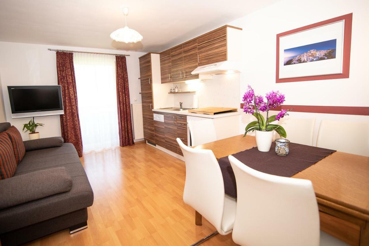 Appartement Haus Moser Санкт-Міхель-ім-Лунгау Екстер'єр фото